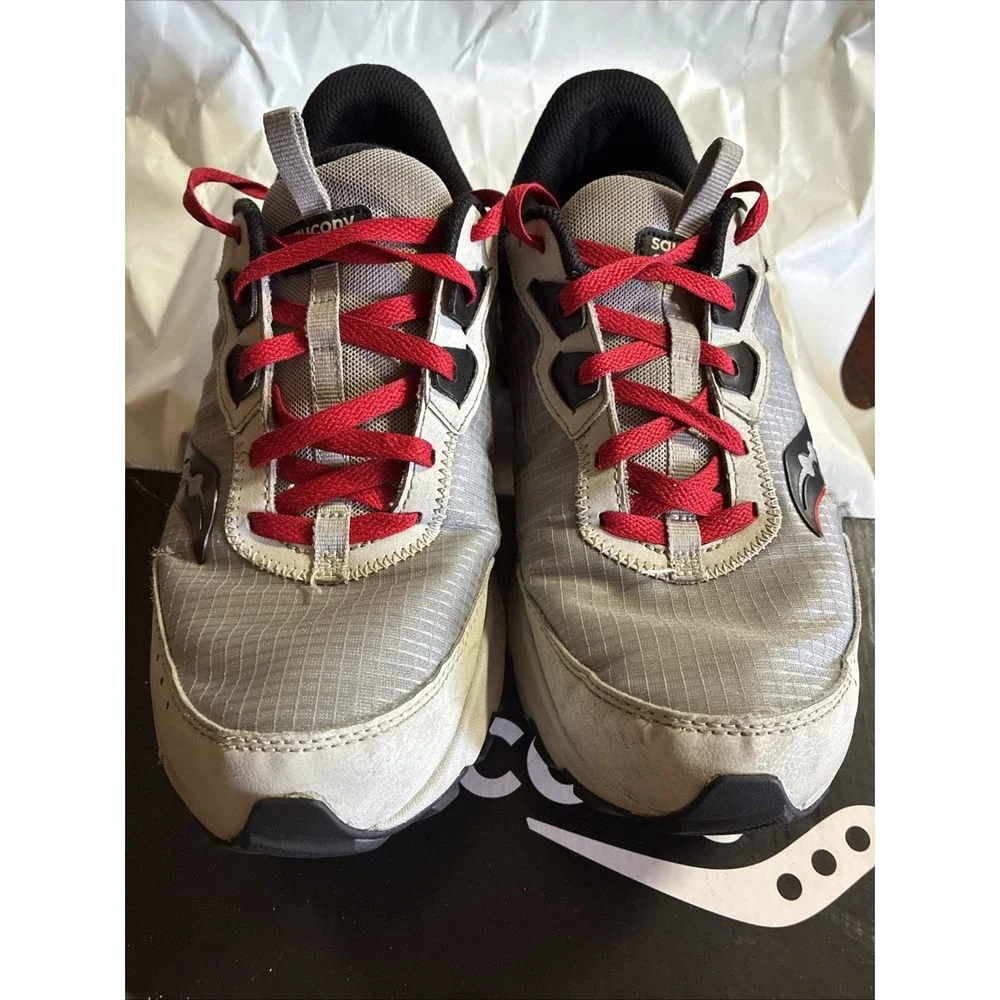 SAUCONY AURA TR Men's Trail Gray/ Red Running Wide Width Sz 9.5